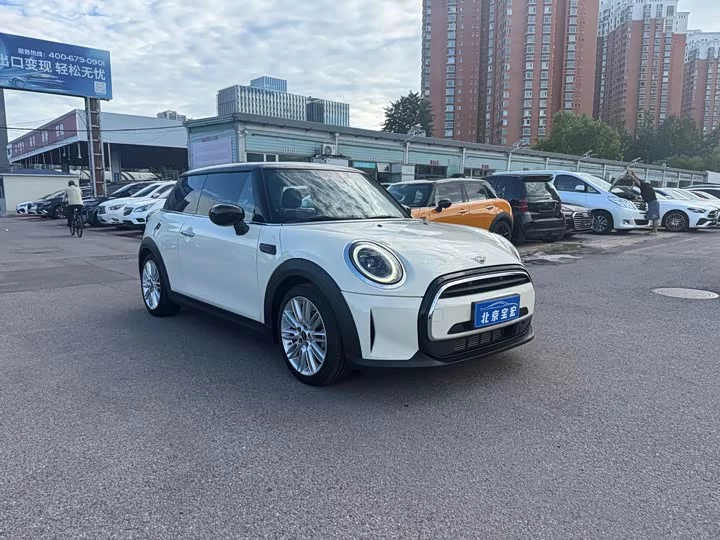 MINI 