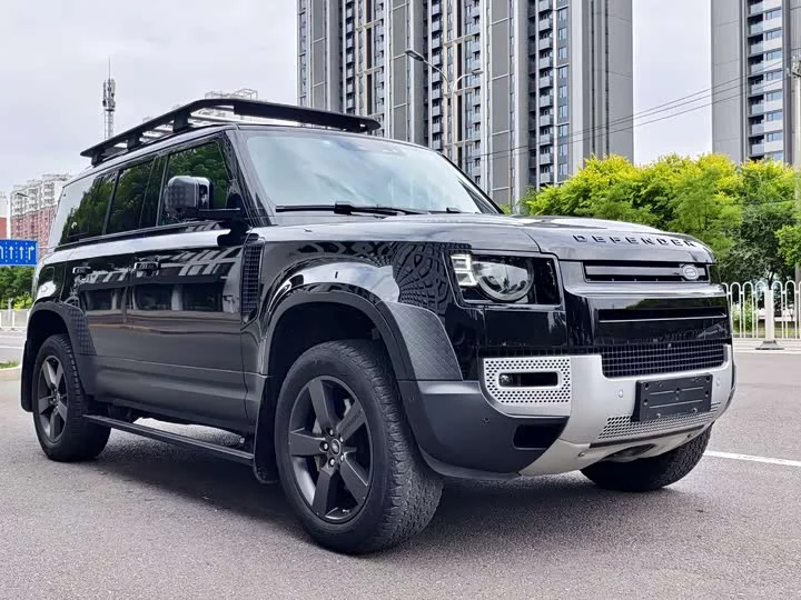 Land Rover guard