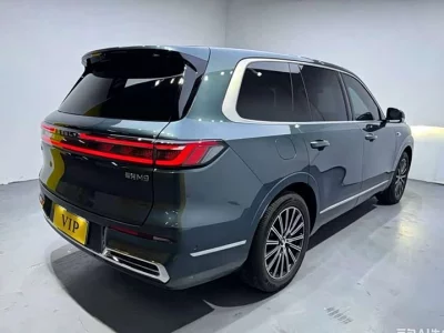 Geely Galaxy M9