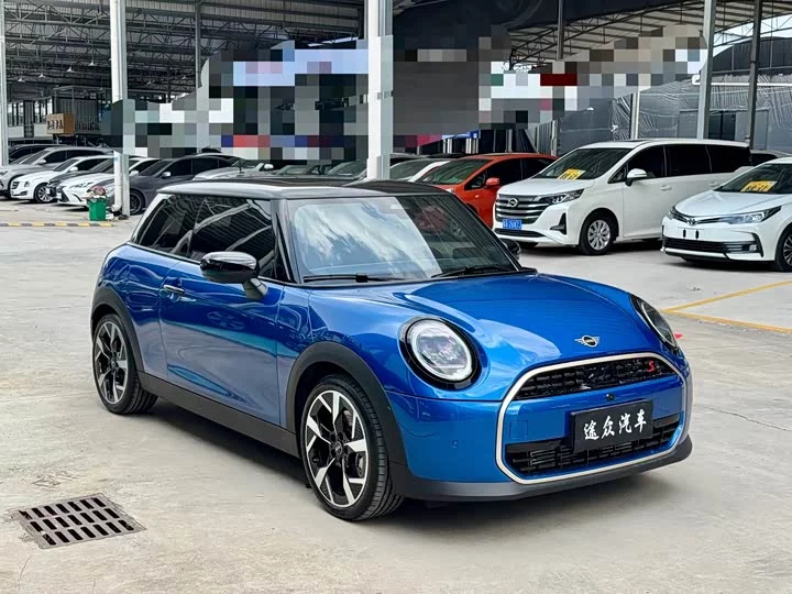 MINI 