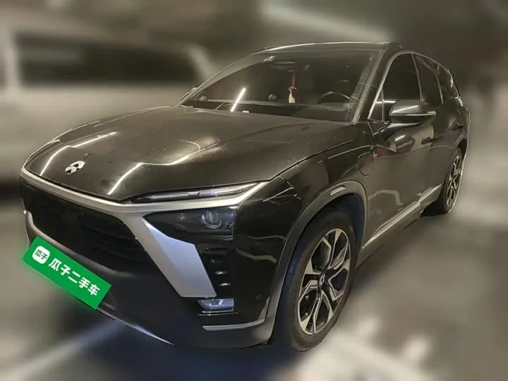 NIO ES8