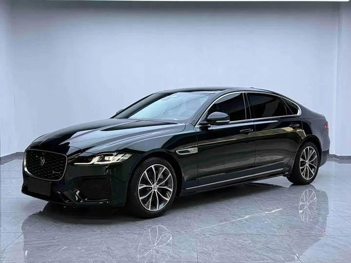 Jaguar XFL