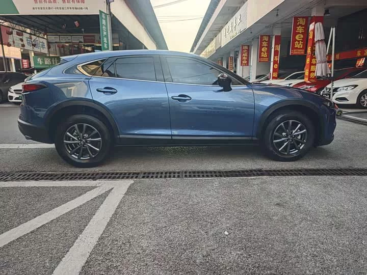 Mazda CX-4