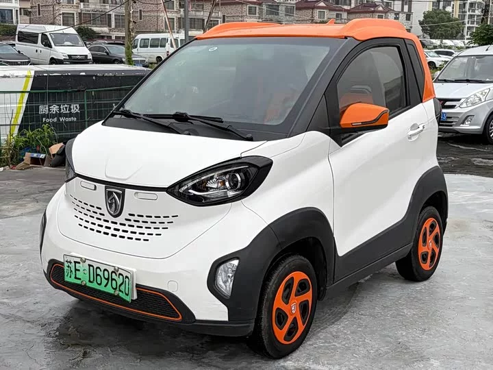 Baojun E100