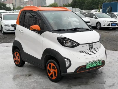 Baojun E100