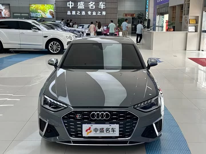 Audi S4