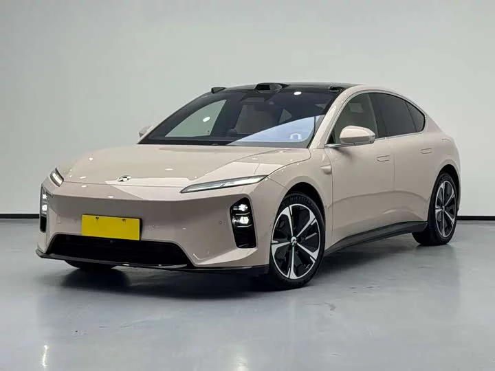 NIO ET5