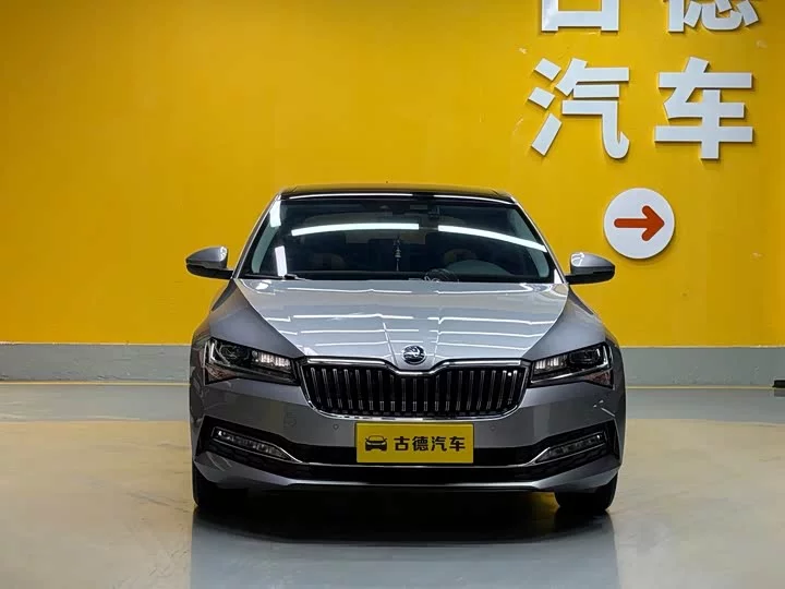 Skoda SuperB