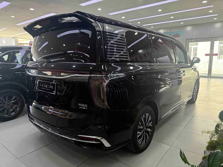 Hongqi HQ9 PHEV