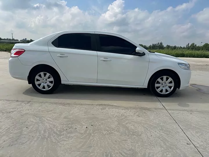 Peugeot 301