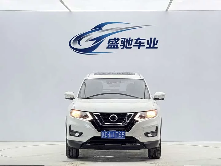 Nissan Qijun