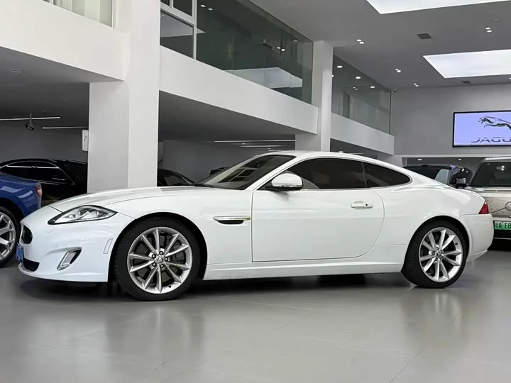 Jaguar XK