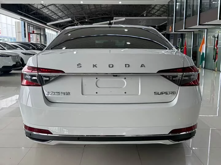 Skoda SuperB
