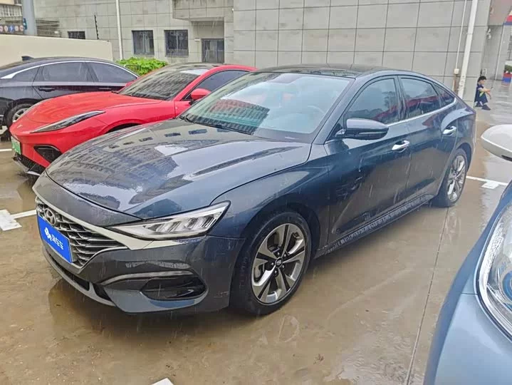 Hyundai Festa