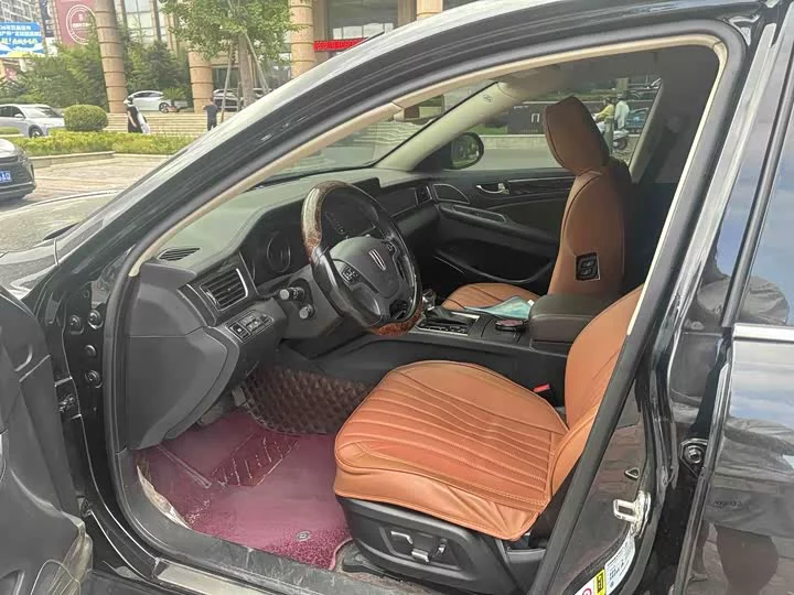 Hongqi H7