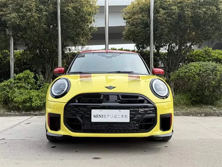 MINI JCW