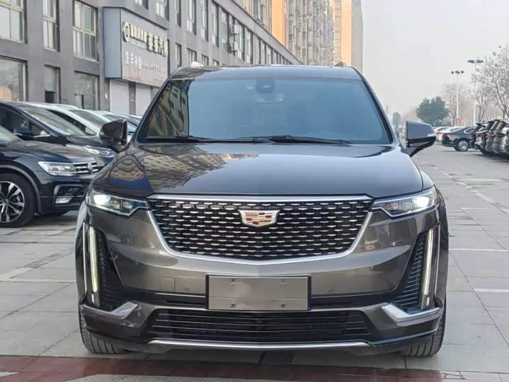 Cadillac XT6