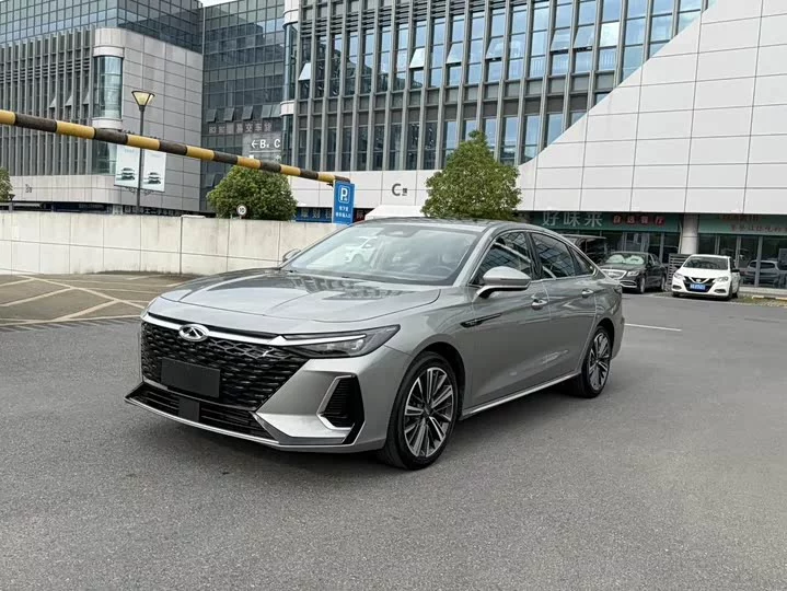 Chery Arrizo 8