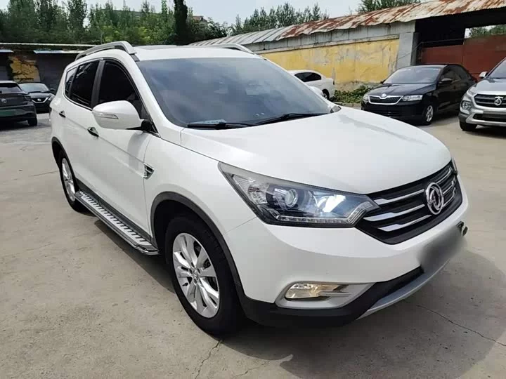 Dongfeng AX7