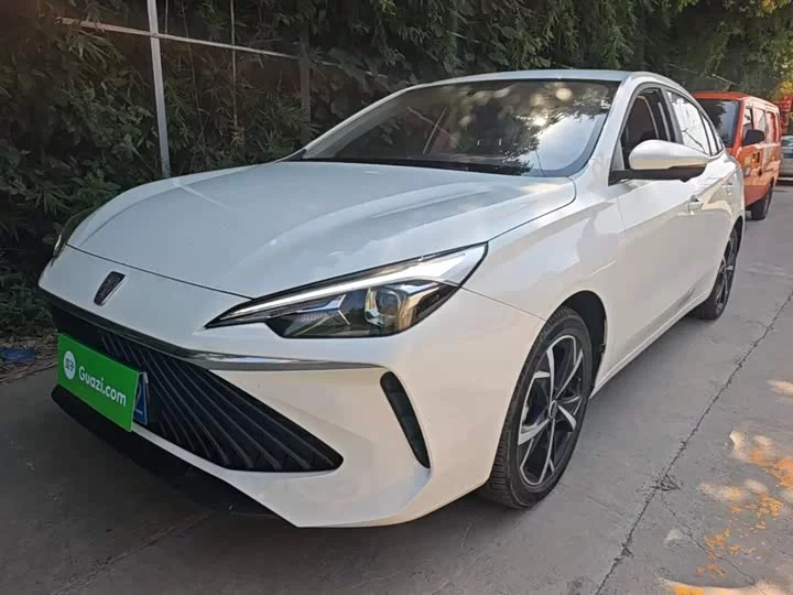Roewe i5