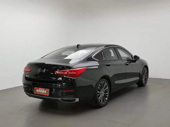 Hongqi H5