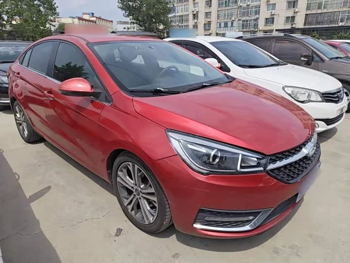 Chery Arrizo 5