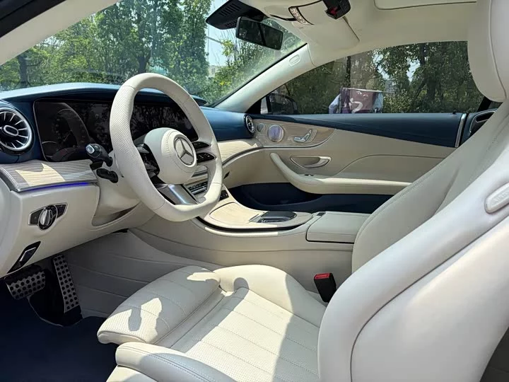 Mercedes-Benz Class E (imported)