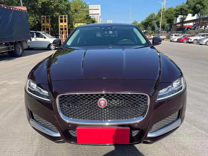 Jaguar XFL