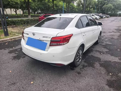 Toyota YARiS L Enjoy