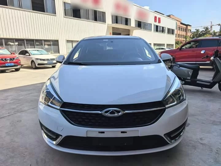 Chery Arrizo 5
