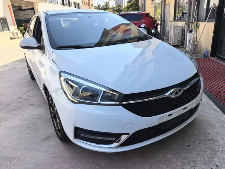 Chery Arrizo 5