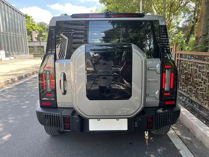 Jetour traveler