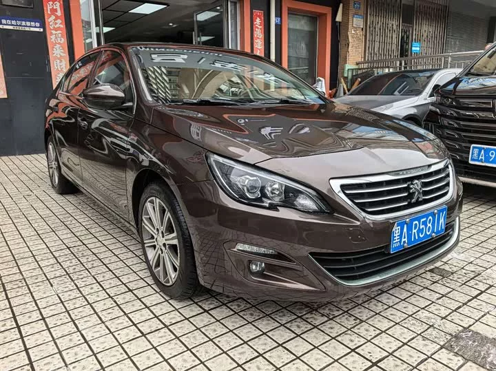 Peugeot 408