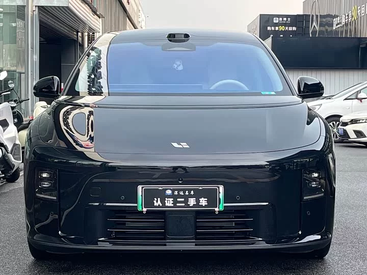 Li Ideal i8