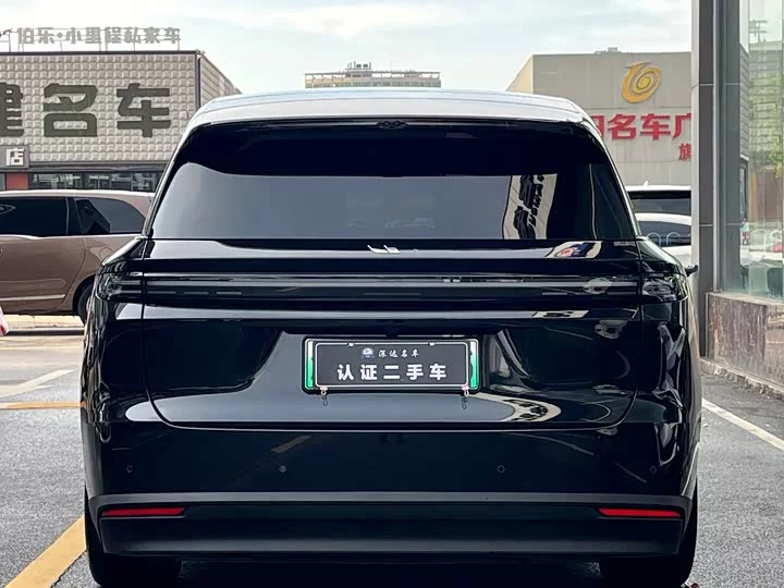 Li Ideal i8