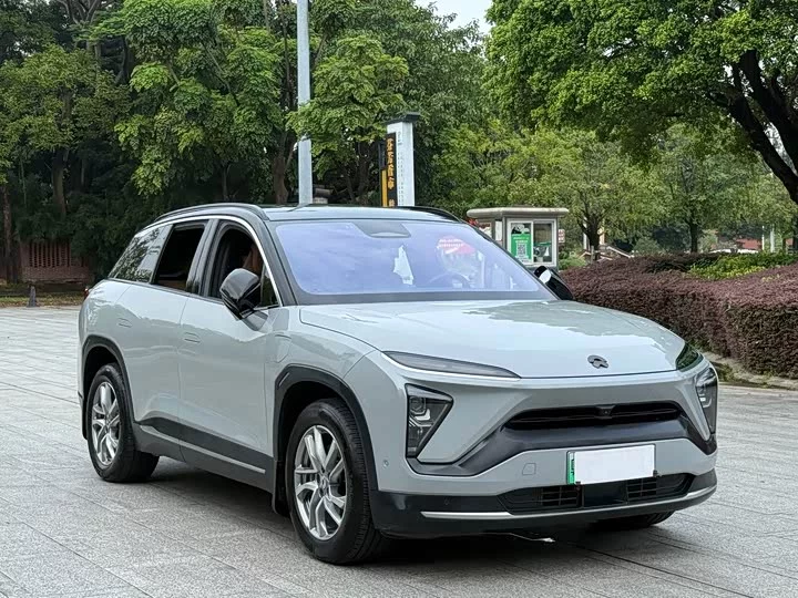NIO ES6