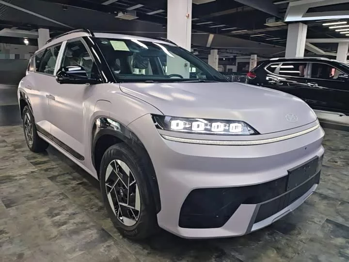 Hyundai EO Yi Ou