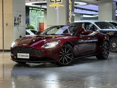 Aston Martin DB11