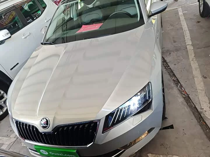 Skoda SuperB