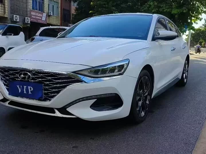 Hyundai Festa