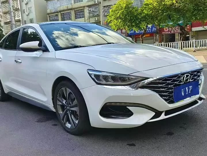 Hyundai Festa