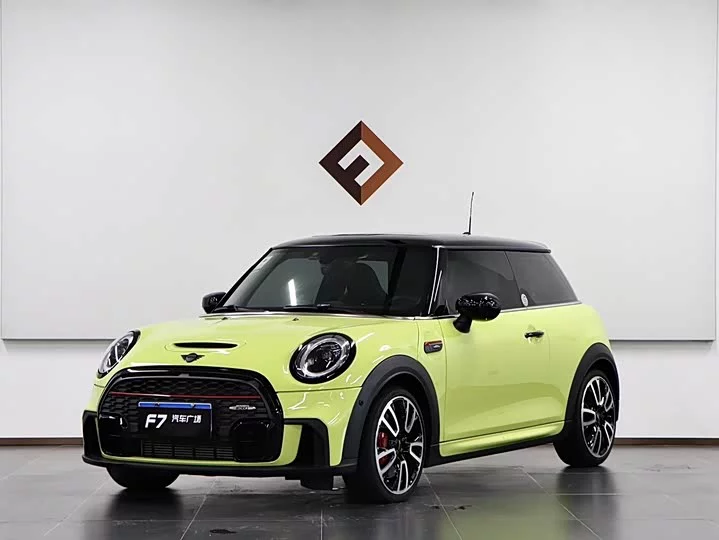 MINI JCW