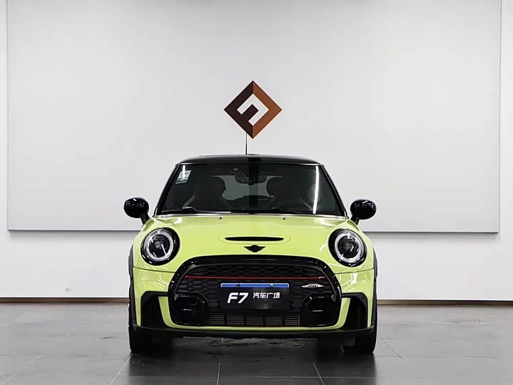 MINI JCW