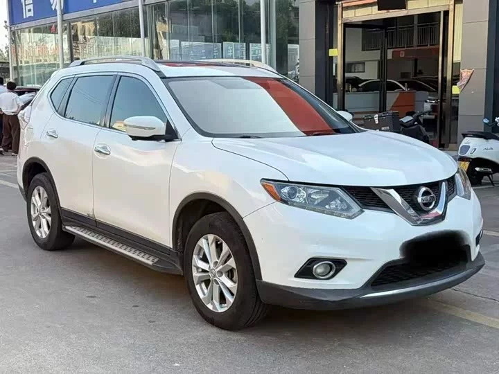 Nissan Qijun