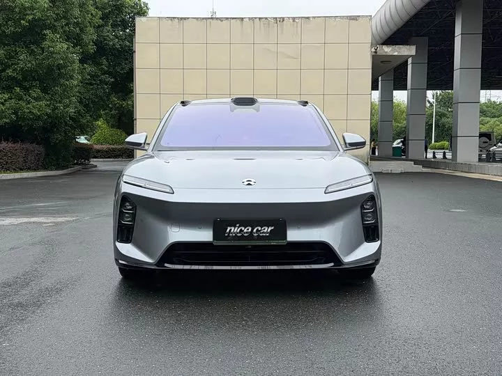NIO ET5T
