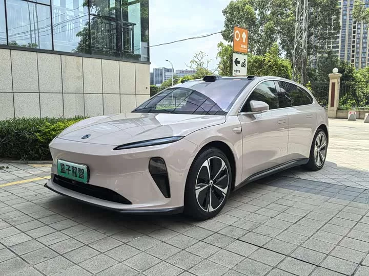NIO ET5T