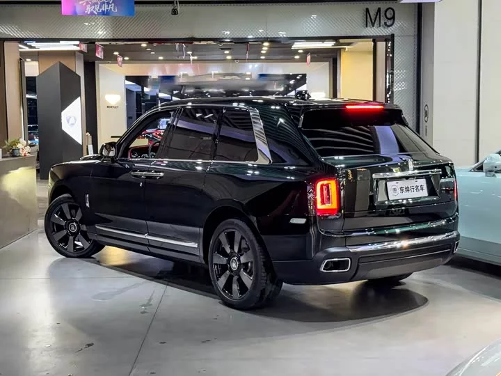 Rolls Royce Cullinan
