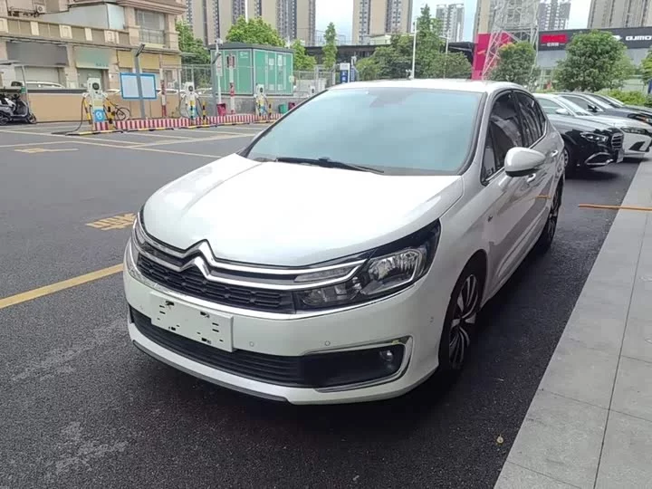 Citroën C4L