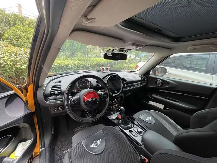 MINI CLUBMAN
