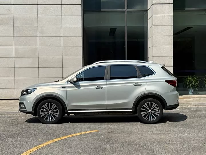 Roewe RX5 New Energy